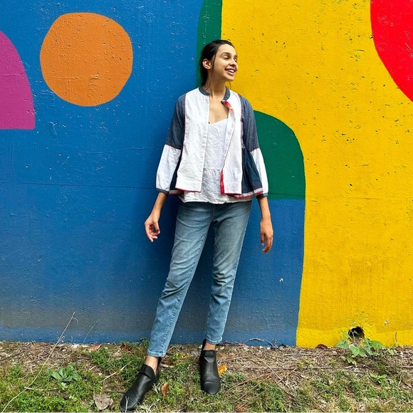 Upasana Kedia button-down - Picture 2 of 2